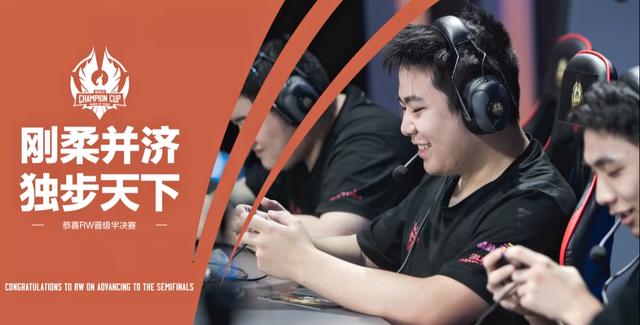 配备了显示 配备了显示