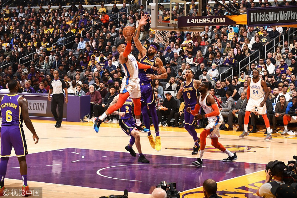 继续在接下 继续在接下