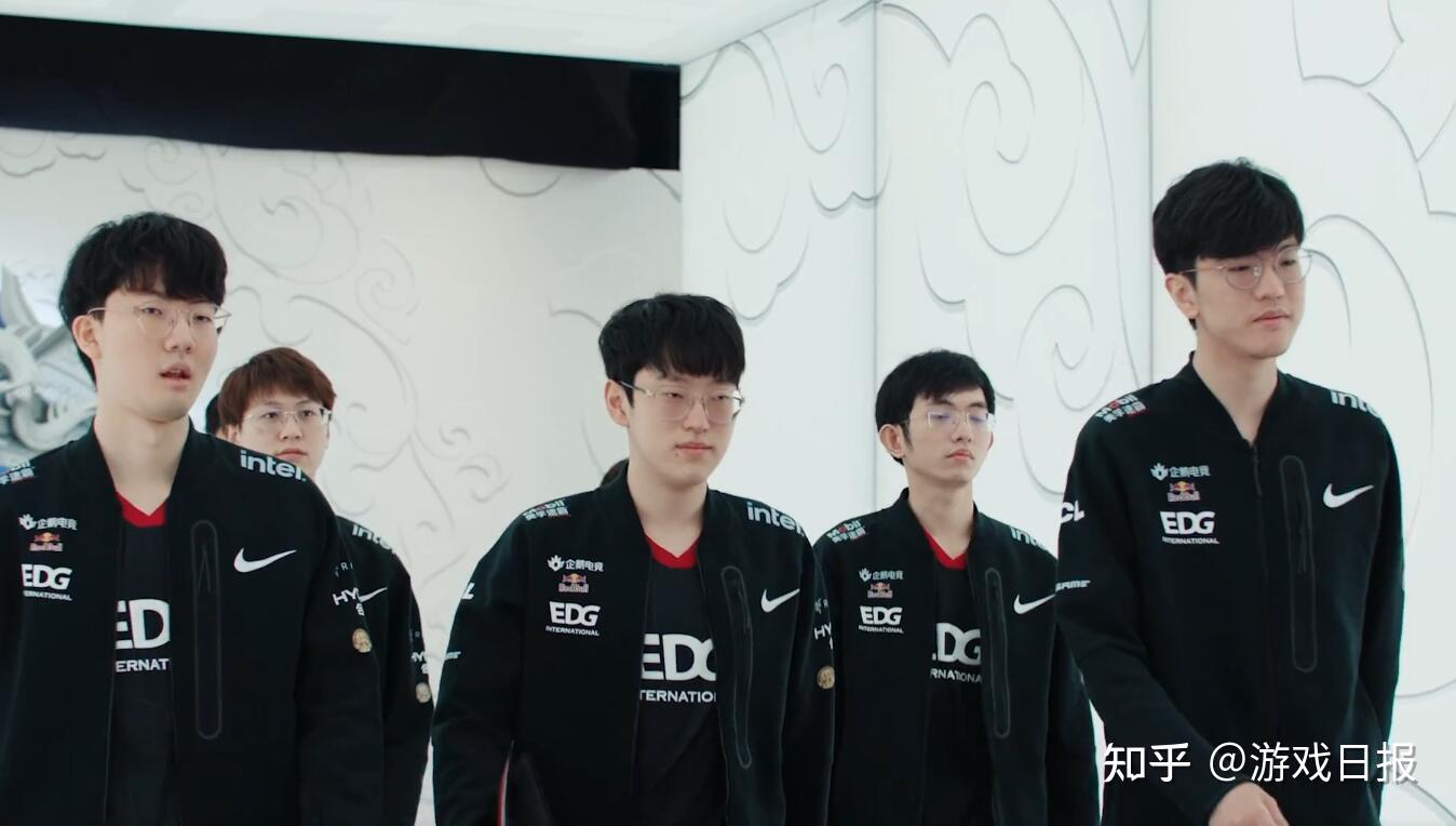 其出色的身 其出色的身