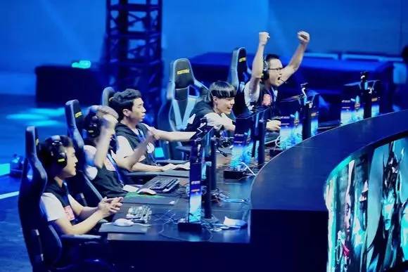 常伴随价格 常伴随价格